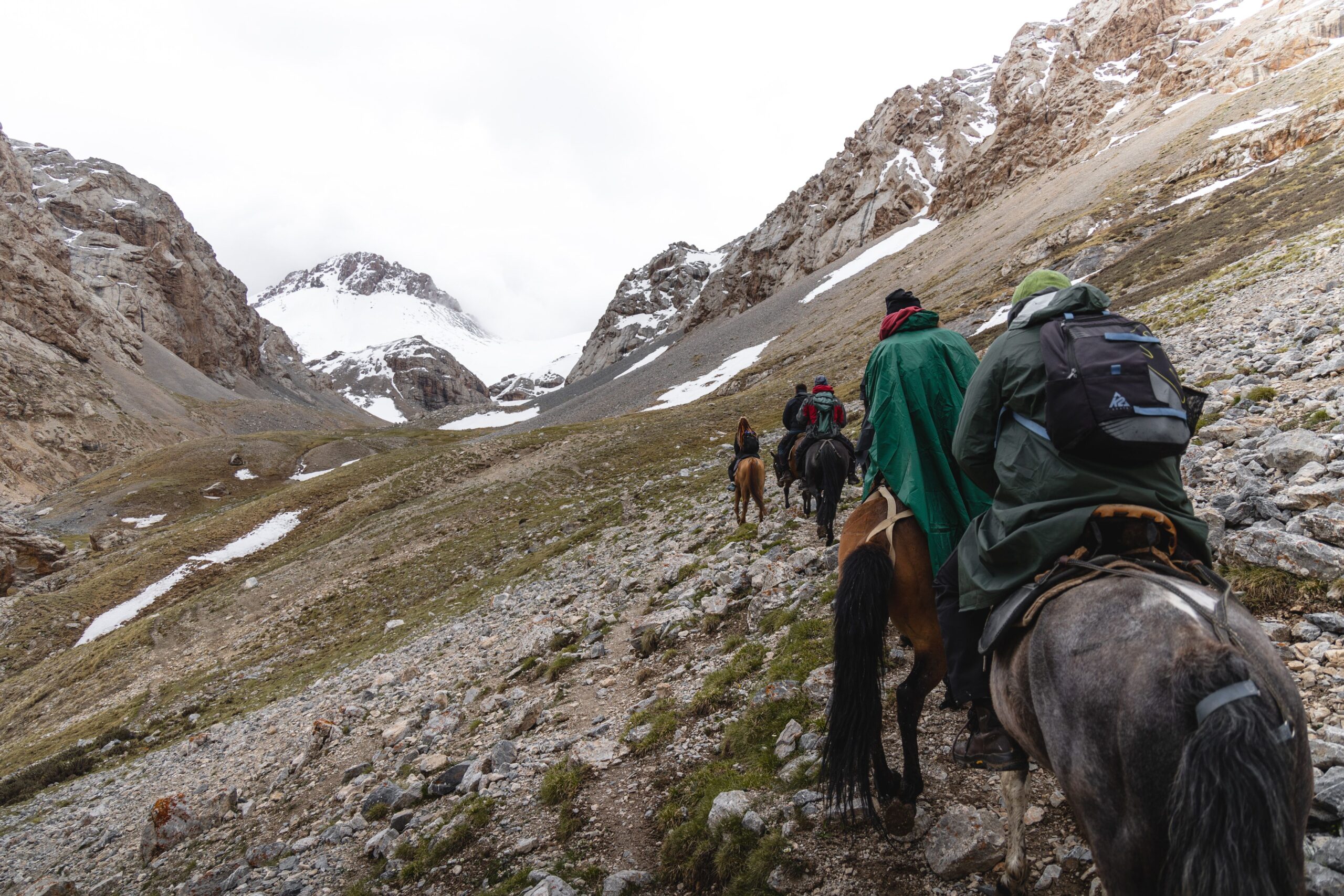 Ruta a caballo por el valle de Camaleño en los Picos de Europa